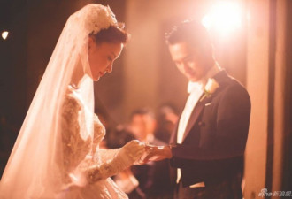 袁弘甜蜜亲吻张歆艺 新娘白婚纱高贵典雅