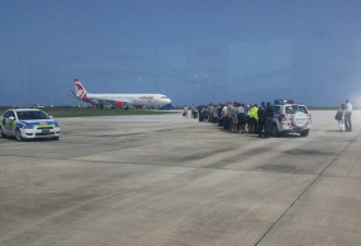 男乘客在加航巴巴多斯航班闹事被逮捕