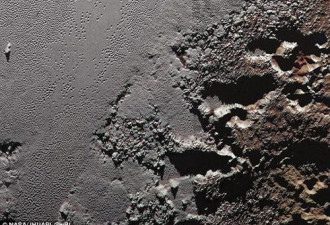 冥王星冰层下发现海洋 或存百万年前生命