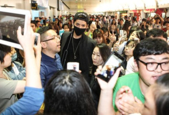 雨露均沾睡吴亦凡指南：首先还是要看脸