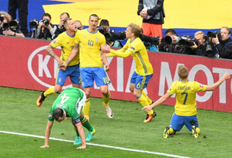 欧洲杯胡拉汉破门  瑞典1-1爱尔兰