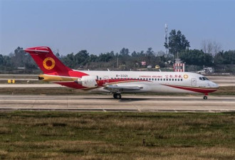 中国制造ARJ21飞机获得批准 首飞商业航班