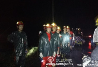 江苏消防出动600名官兵 已救出被困人员67人