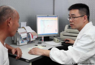 在中国当医生有多危险：边救命边逃命