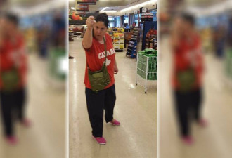 包头巾女子超市内遭唾骂攻击 警发疑犯图
