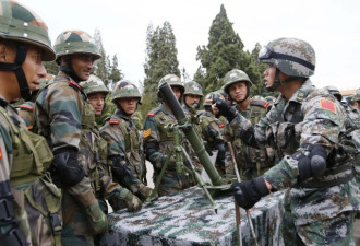 印度在中印边境实弹军演 学习中文