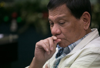 菲律宾总统:没研读裁决前 不发表任何声明