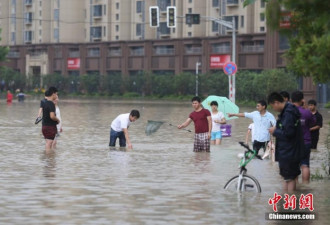 南京内河水位上涨 城区成&quot;渔港&quot;