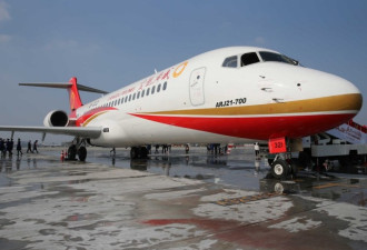 中国国产ARJ21客机将执行商业处女航