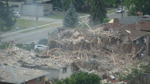 A Twitter user captured this view from his apartment following an explosion in Mississauga, Ont.