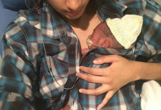 女子怀孕4月破羊水 3个月后奇迹产下1.8斤男婴