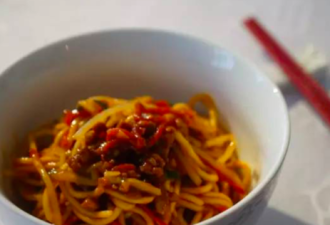 米其林和地方特色噱头的飞机餐，真的会好吃吗?