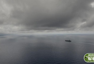 美军发布里根号航母在南海“耀武扬威”的照片