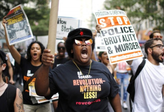 美各地民众游行抗议警察射杀非裔 纽约35人被捕