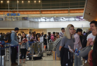 华裔乘客：北京飞洛杉矶航班如临大敌防恐袭