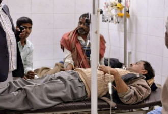 印度再爆假酒案:已致31人死亡 至少6人失明