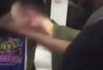 广州:男子地铁上称一名黑人为“黑鬼”遭掌掴