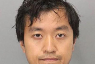 持刀强暴女友人 华裔脸书员工被正式检控三重罪