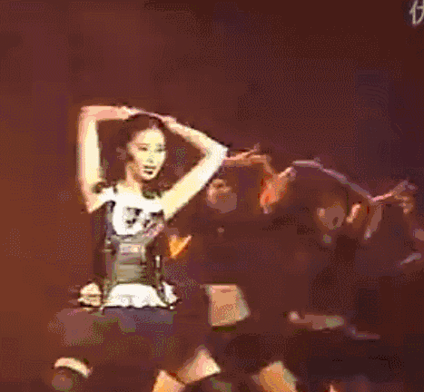刘亦菲10年前热舞视频走红 不输韩国女团