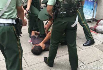 男子袭击北京站武警哨兵 仅10秒就被制服