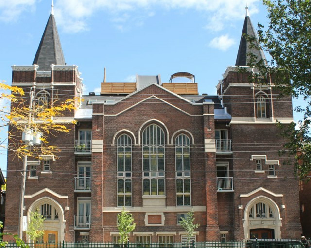 111-Robinson-St