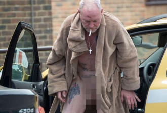 英格兰没落天才当街裸露下体 49岁竟像70岁！
