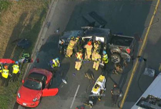 列治文山发生5车相撞事故 有人被困车内