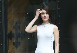 满大街实拍：看看这些长腿细腰的高颜值美女
