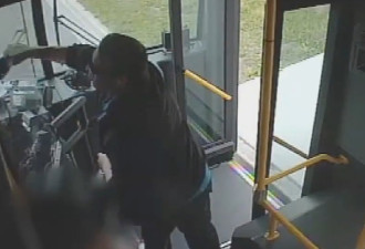 朝TTC巴士司机泼咖啡的男乘客被抓获
