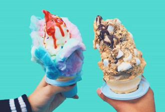 紫色冰淇淋和便便冰淇淋，喜欢哪个？