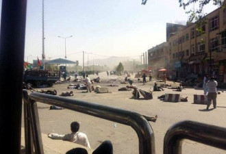 IS炸弹袭击示威游行现场 80死231人伤 尸横遍地