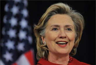 希拉里获大选民主党候选人提名  首位女候选人