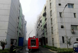 江苏火灾事故 5名消防员仍在危重病房救治
