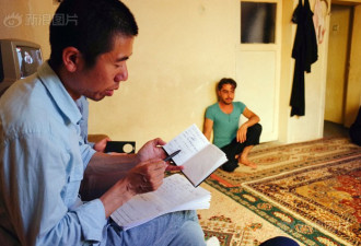 叙利亚难民营的中国小伙：我想拉他们一把