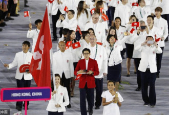 中国香港奥运旗手获赞颜值逆天 美貌不输港姐