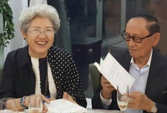 菲前总统拉莫斯访问香港 与傅莹共进晚宴