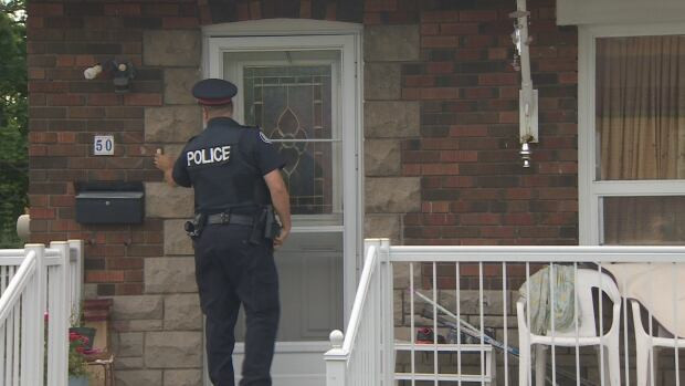 Toronto police canvassed a neighbourhood near Lawrence Avenue East and Kennedy Road on Saturday morning after two young girls, both three years old, were found wandering the streets. The mother was located later and she and the girls have been reunited.