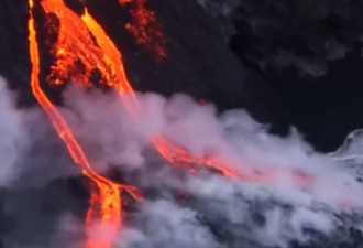 夏威夷活火山喷发吞噬森林 熔岩凝成笑脸状