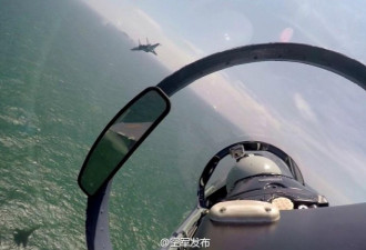 中国空军多型战机赴南沙岛礁和黄岩岛战斗巡航
