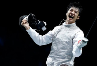 男子花剑个人赛 中国奥运旗手雷声爆冷出局