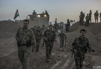 伊拉克库尔德武装与IS发生激战现场
