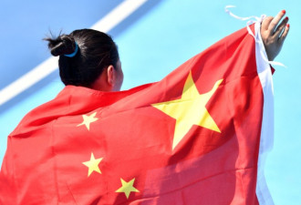 女子链球中国获银牌 波兰神女破世界纪录夺冠
