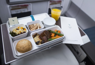 越洋航空经济舱取消特殊餐饮 乘客需自备食物