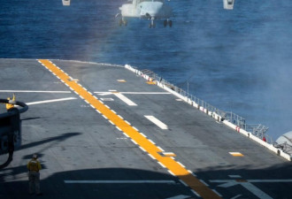 专家: 美军两栖攻击舰现身东海意在向中国施压