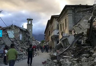 意大利地震前后对比照 天堂变废墟