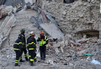 意大利震区再发余震 至少249人遇难 破坏严重