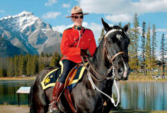 加拿大皇家骑警因穆斯林文化引发轰动！