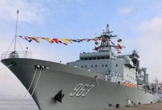 中国悄然建成首艘901型补给舰 伴随航母