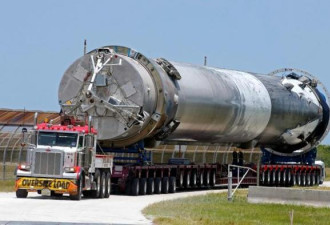SpaceX将用回收火箭发射商业卫星:成本降30%