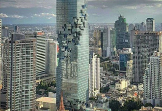 泰国第一高楼竣工：仿佛分分钟要倒的样子…